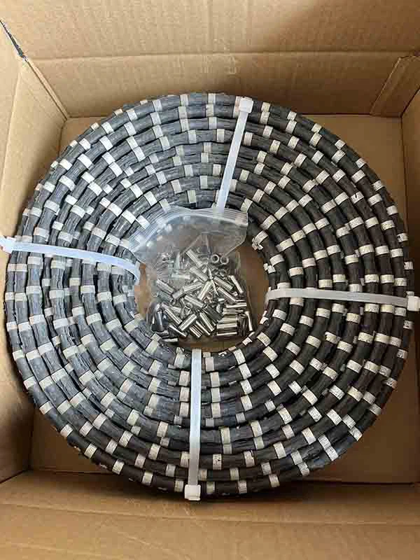 Wire saw for medium hard granite quarry
