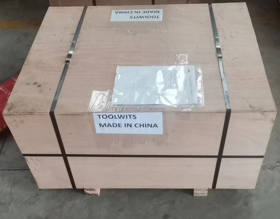 Continuous Rim Blade Packed for Delivery Continuous Rim Blade Packed for Delivery